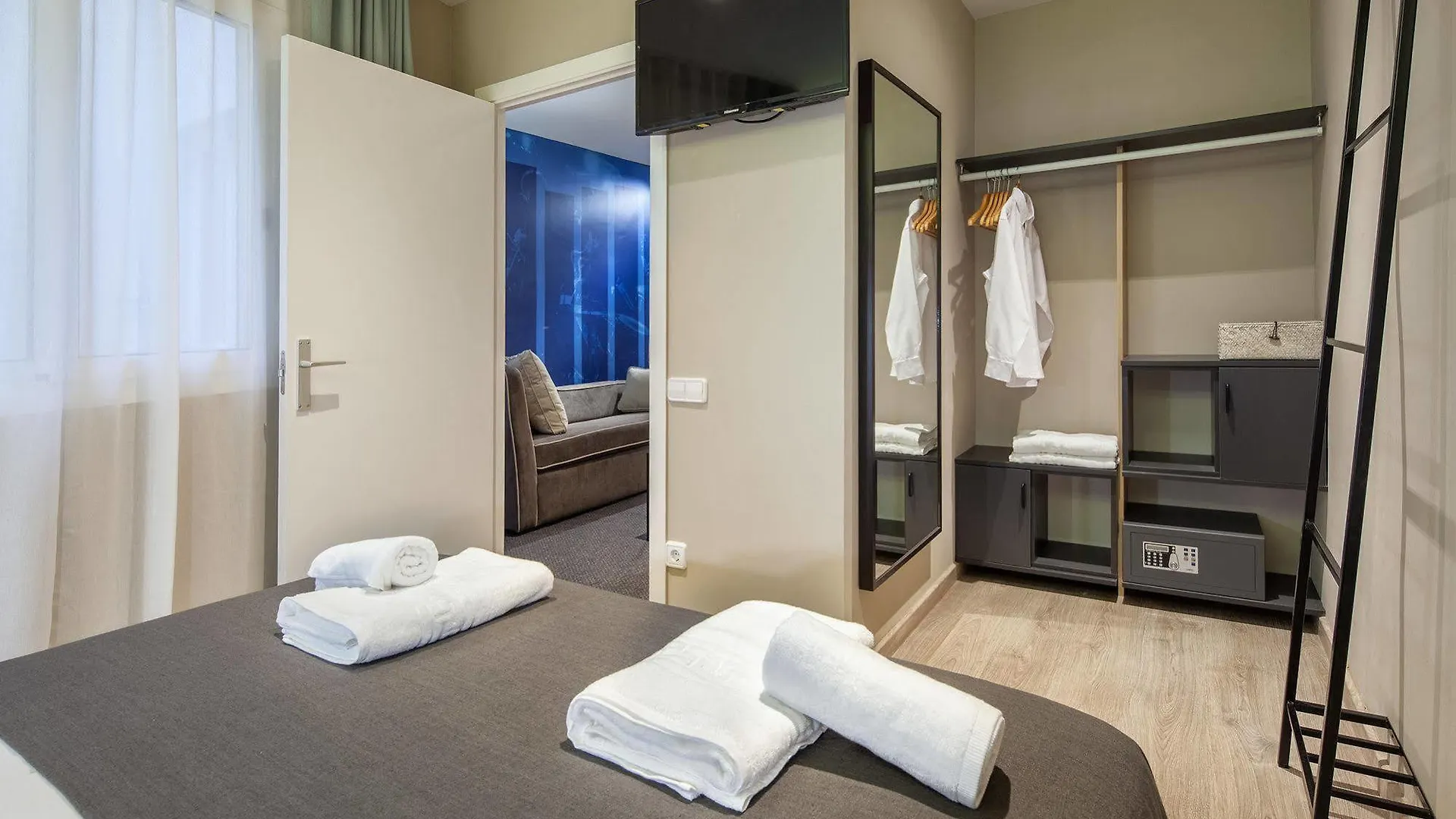 Habitat Apartments Cool Jazz Barcelona 3*,  Spain