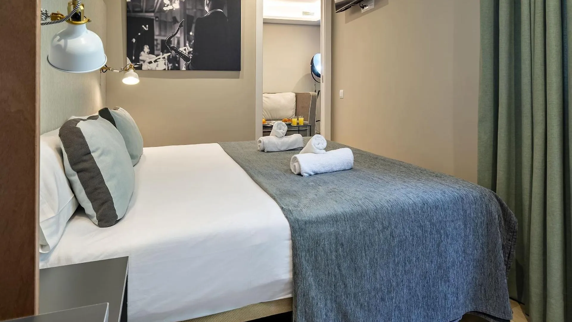 *** Aparthotel Habitat Apartments Cool Jazz Barcelona Spain